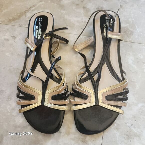 Naturalizee N5 Comfort flat strappy Black, tan & gold sandles - Picture 1 of 9